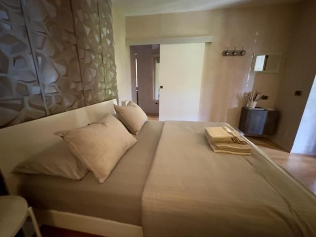 Alloggio Turistico Molu Apartment Gavazzo Nuova Luaran gambar